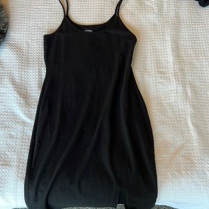 Black bodycon dress
